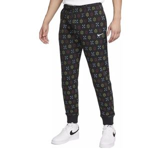 Nike Men's Sportswear Club Monogram Joggers